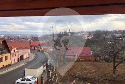 Corp casa de vanzare - Posibilitati multiple! - 4
