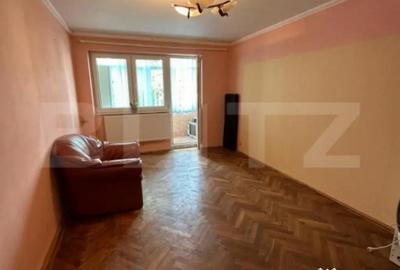 Apartament cu 4 camere semidecomandat în Central - 1