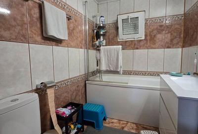 Apartament cu 4 camere decomandat în Baicului - 6