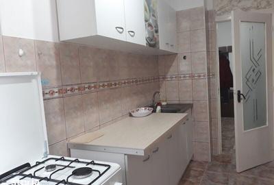 Garsonieră decomandată în Tei - 8