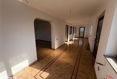 Casă cu 3 camere cu Teren 300 Mp în Central - 18