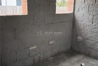 Casă cu 3 camere cu Teren 365 Mp în Mihăilești - 11