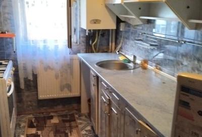 Apartament cu 3 camere semidecomandat în Mircea cel Bătrân - 1