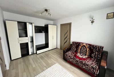 Inchiriez apartament 2 camere - 2