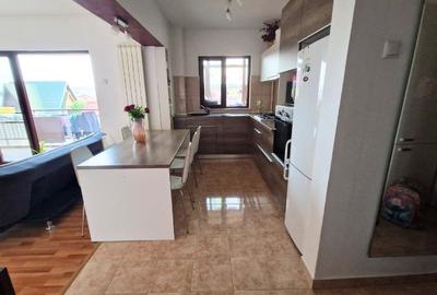 Apartament de vânzare, 3 camere, bloc cu piscină – Pitești - 4