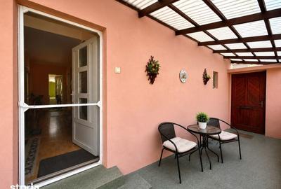 Casă cu 2 camere decomandat cu Teren 220 Mp în Central - 4