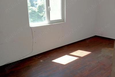 Casă cu 6 camere cu Teren 20 Mp în Tecuci - 8