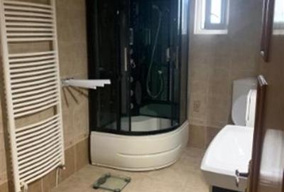 Casa 5 camere zona Izvoare - 16