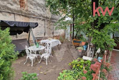 Casă cu 5 camere cu Canalizare în Central - 9