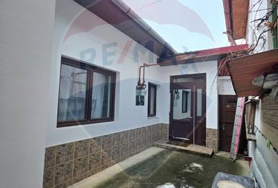 Casă cu 2 camere decomandat cu Teren 102 Mp în Ultracentral - 11