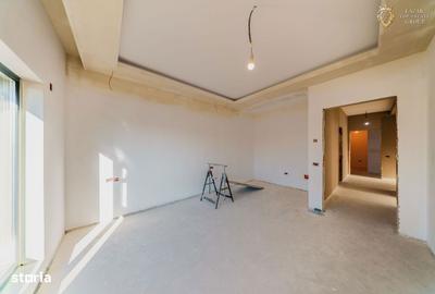 Casă cu 4 camere în Moșnița Veche