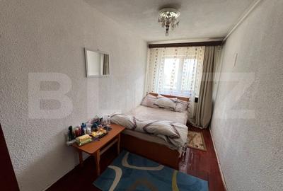 Apartament decomandat, 2 camere, zona Plopilor - 3