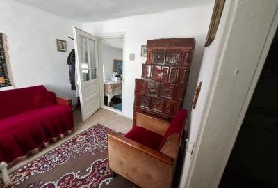 Casă cu 4 camere în Gura Vadului - 3