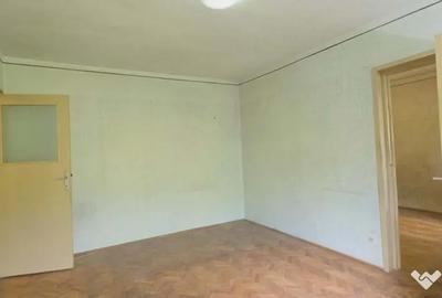 Apartament cu 3 camere decomandat în Sud - 12