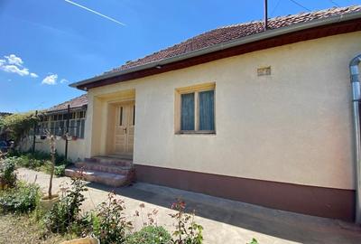 Casă individuală cu 5 camere cu Canalizare în Central - 3