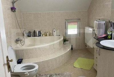 Casă cu 4 camere cu Teren 1050 Mp în Rădăuți - 19