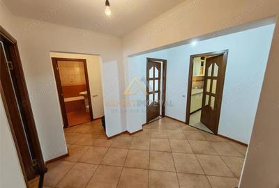 Apartament cu 3 camere decomandat în Săsar - 8