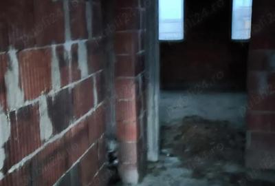 Casă cu Teren 1100 Mp în Dudeștii Vechi - 5