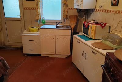 Teren si casa de vanzare - 8