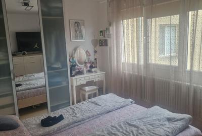 Apartament cu 3 camere semidecomandat în Central - 8