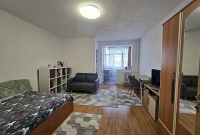 Garsonieră semidecomandată, mobilată în Titan - 4