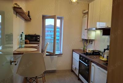 Inchiriez apartament 2 camere - 2