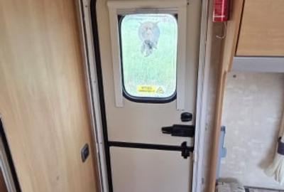 TEREN CU RULOTA FUNCTIONALA 924mp front 34ml - 11