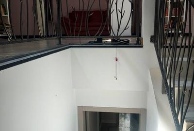 CLUB SNAGOV-VILA SUPERBA, TOTAL PRIVACY,FINISAJE LUX,CURTE 2000  MP,565000 EURO - 34