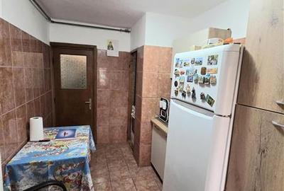 Apartament cu 3 camere decomandat în Casa de Cultură - 5