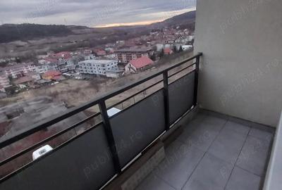Apartament cu 3 camere decomandat în Baciu - 9