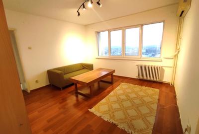 3 cam Piață Domenii/1 mai - 6