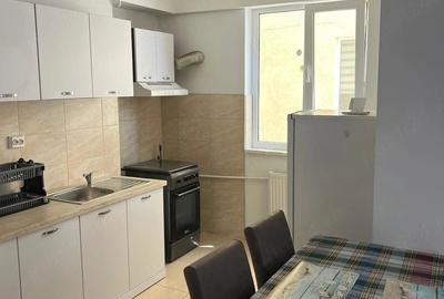 Apartament cu 3 camere decomandat în Central - 1