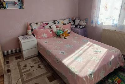 Apartament cu 3 camere decomandat în Orizont - 1
