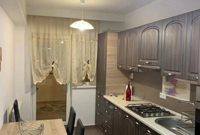 Apartament cu 3 camere în Regie - 1