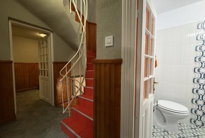 Casa renovata, ideala pentru firma sau locuinta, cu curte, in Crangasi - 8