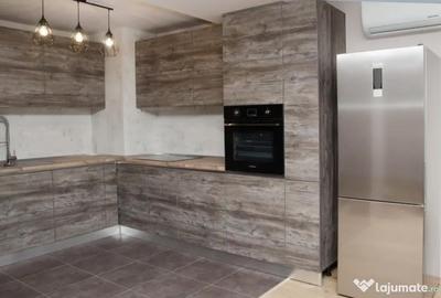 Apartament cu 3 camere decomandat în Dacia