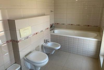 Casă cu 3 camere cu Teren 250 Mp în IAR - 3