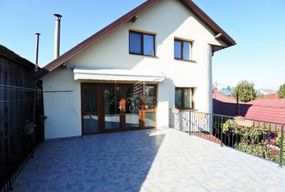 Vila moderna tip duplex  in Bacau - zona Tache - strada Marasti - 2