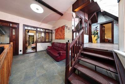 Pensiune/business la cheie  de vanzare, in zona Centrul Istoric! - 1