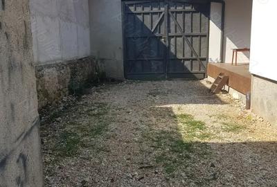 Proprietar vanzare casa 2 nivele renovata linga Stei, 200mp+beci 20m+ sura 90mp+ curte+teren 4 ari - 3