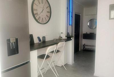 Apartament cu 3 camere decomandat în Micălaca - 2