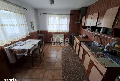 Casă cu 5 camere cu Teren 2400 Mp în Dragomirești - 8