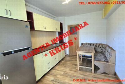 Apartament cu 3 camere decomandat în Calea București - 2