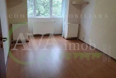 Apartament 3 camere decomandat zona Mioritei - 10
