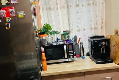 Apartament cu 3 camere semidecomandat în Central - 2