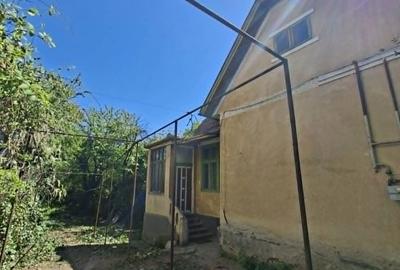Casă cu 2 camere cu Teren 871 Mp în Grigorescu