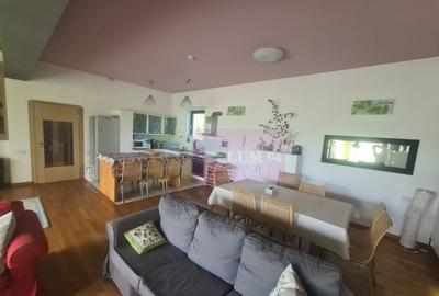 Vila de vanzare cu 6 camere in Cornu (teren 6.600 mp) - 14