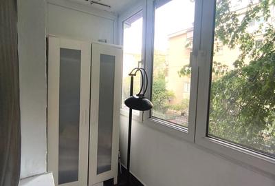 Apartament cu 2 camere semidecomandat în Decebal - 5