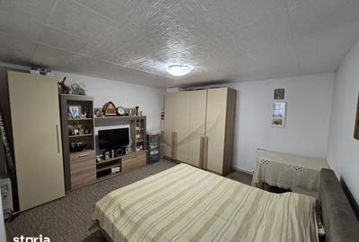 Casă cu 3 camere cu Teren 586 Mp în Central - 17
