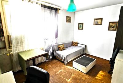 Apartament cu 3 camere semidecomandat în Teiul Doamnei - 16